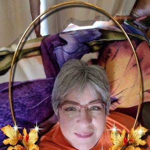 Meet your Posher, Debbie